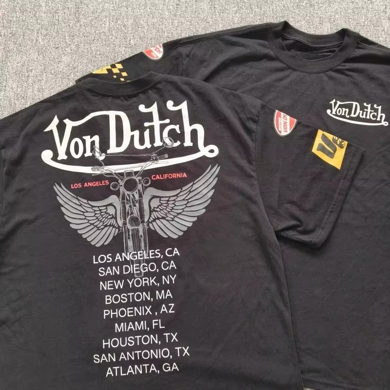 Streetwear Brand Marketing - T-shirt tendance de la culture moto